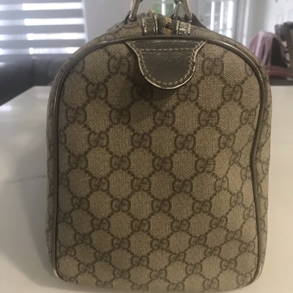 Authentic Gucci Boston Monogram GG Bag - Picture 3 of 14